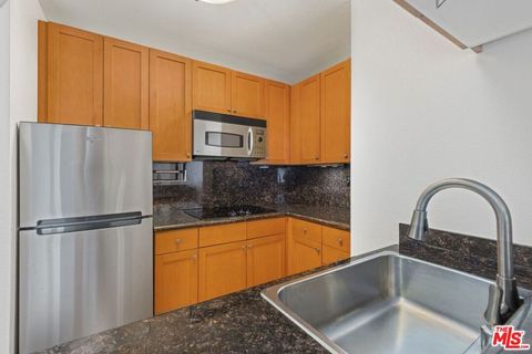 Tiny photo for 1440 VETERAN Avenue #404, Los Angeles, CA 90024 (MLS # 26672135)