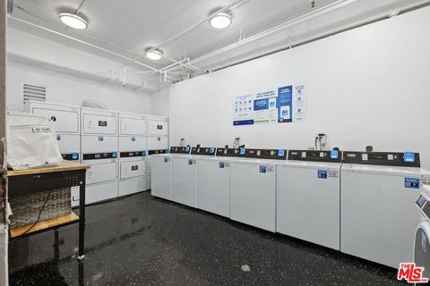 Tiny photo for 1440 VETERAN Avenue #404, Los Angeles, CA 90024 (MLS # 26672135)