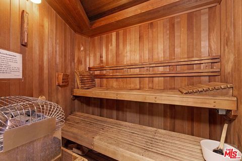 Tiny photo for 1440 VETERAN Avenue #404, Los Angeles, CA 90024 (MLS # 26672135)