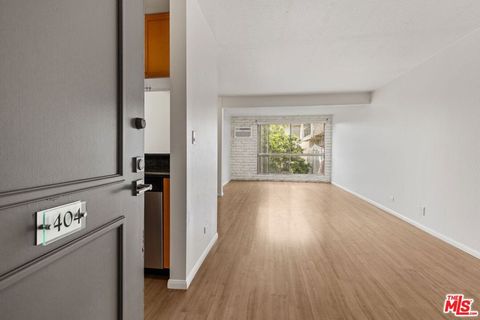 Tiny photo for 1440 VETERAN Avenue #404, Los Angeles, CA 90024 (MLS # 26672135)