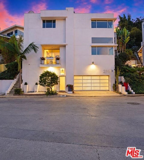 Photo of 2389 Lyric Avenue, Los Angeles, CA 90027 (MLS # 26102069)