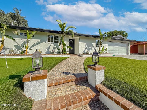 Tiny photo for 584 Galsworthy Street, Thousand Oaks, CA 91360 (MLS # 226002580)