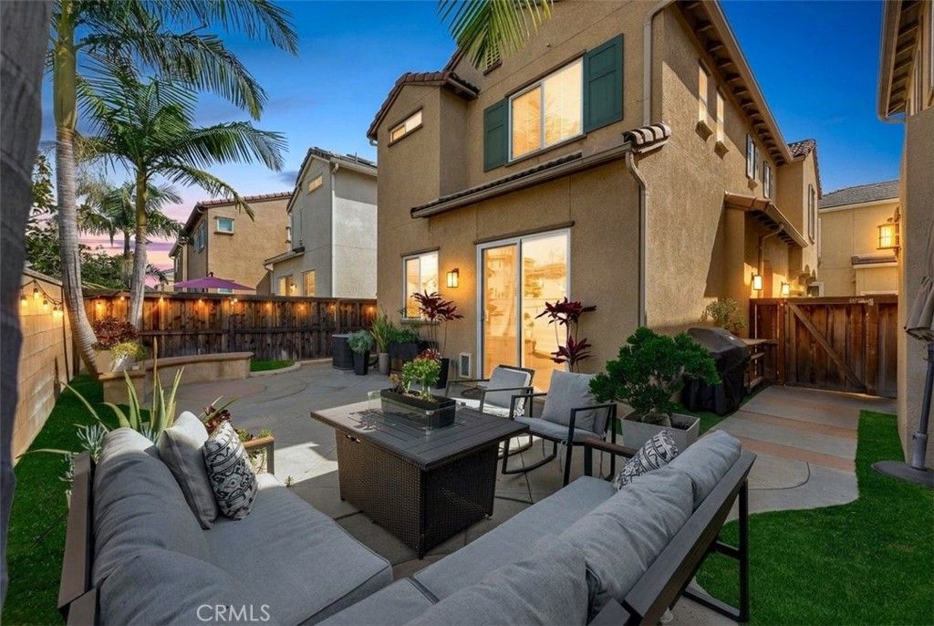 Photo of 271 W Sparkleberry Ave, Orange, CA 92865 (MLS # PW26052691)