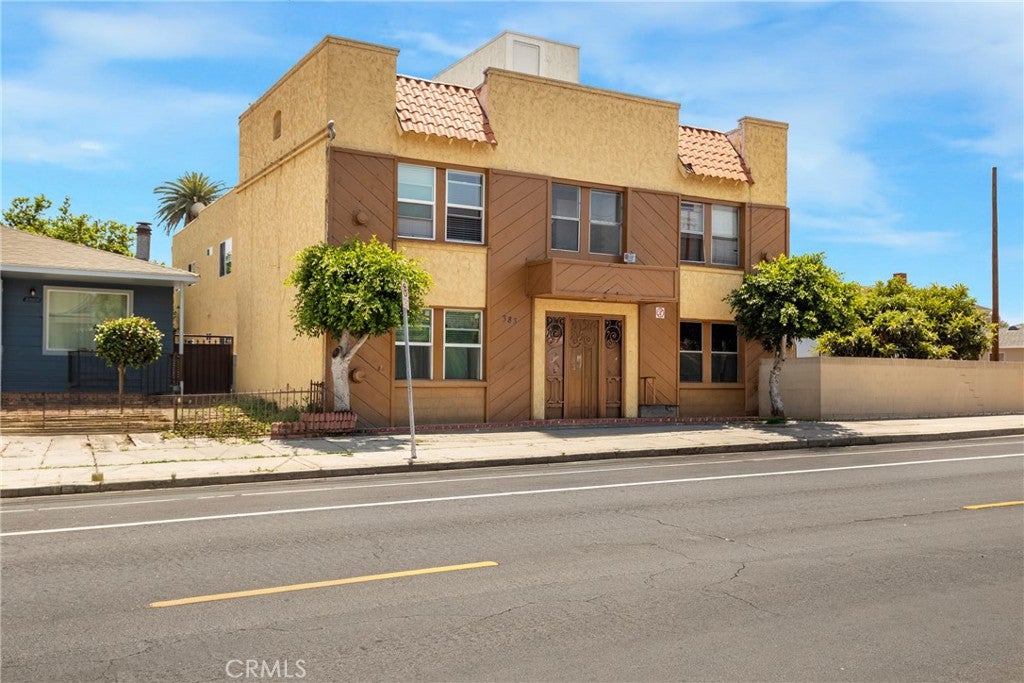 383 W 14th Street