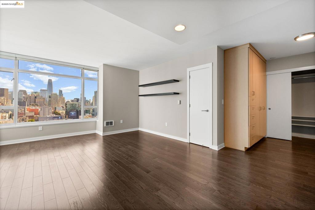 SOMA - Residential