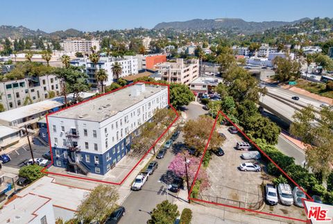 5826 Carlton Way Los Angeles CA 90028