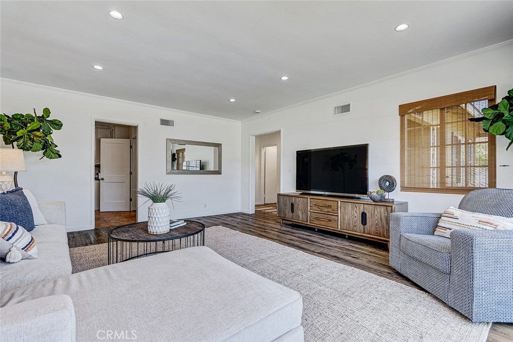 12509 Manor
