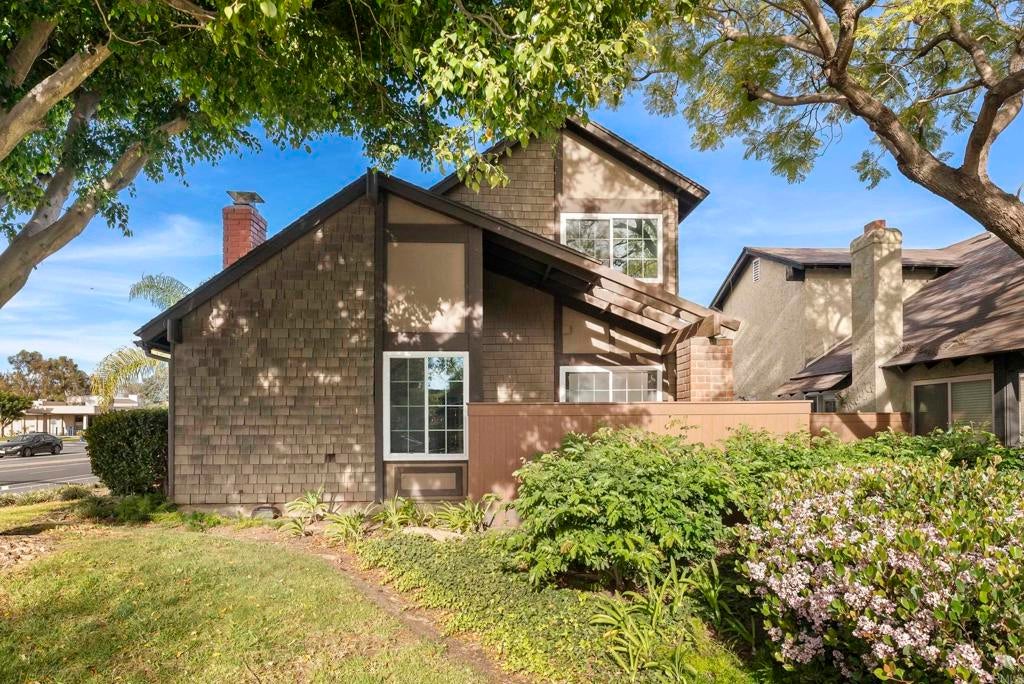 10665 Escobar Drive