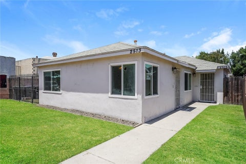 Photo of 2513 E Tyler Street ST, Carson, CA 90810 (MLS # OC26136568)