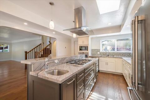 Photo of 631 Riverside Avenue, Santa Cruz, CA 95060 (MLS # ML82042932)