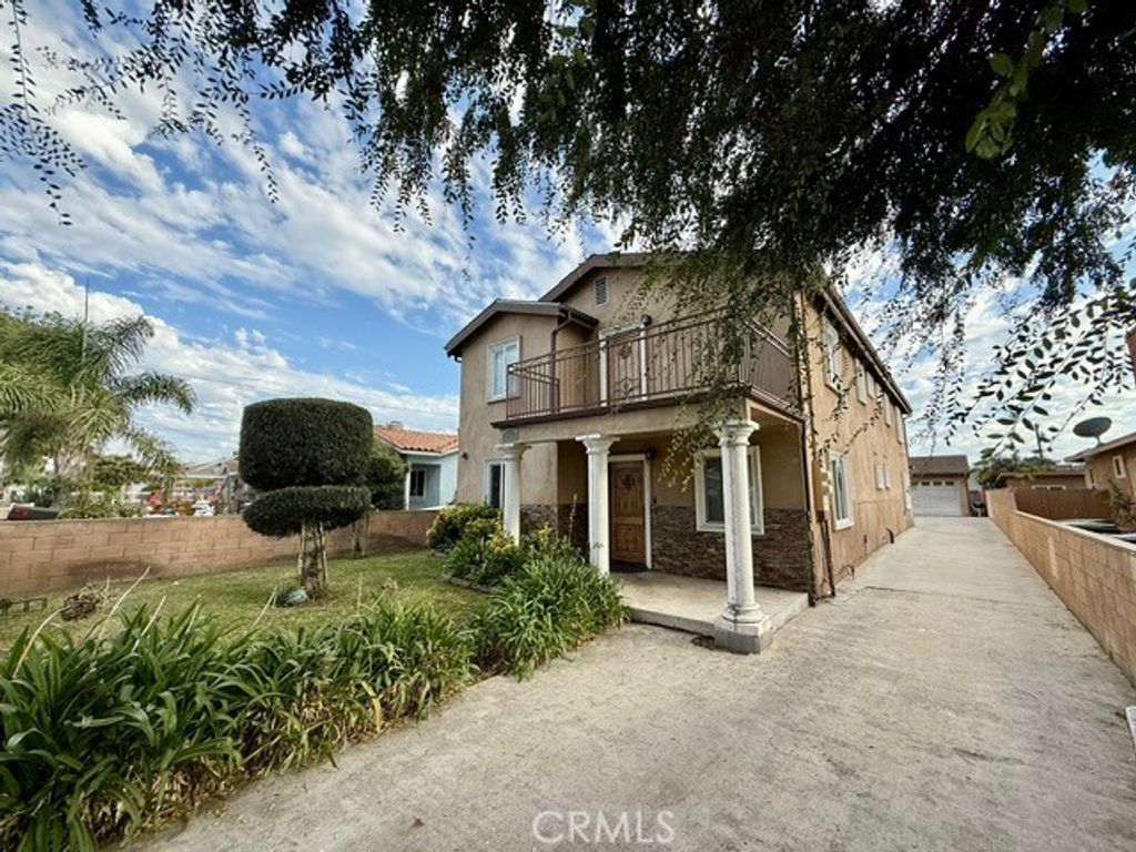 Photo of 3856 W 108th St, Inglewood, CA 90303 (MLS # DW25244591)