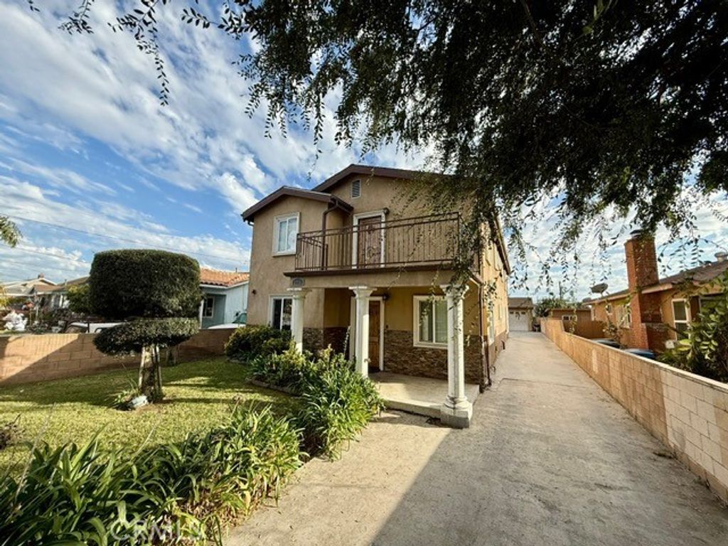 Photo of 3856 W 108th St, Inglewood, CA 90303 (MLS # DW25244591)