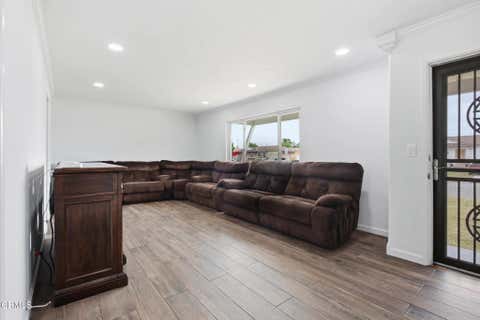 Tiny photo for 259 Vanderbilt Drive, Oxnard, CA 93036 (MLS # V1-36410)