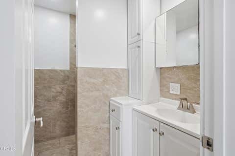 Tiny photo for 259 Vanderbilt Drive, Oxnard, CA 93036 (MLS # V1-36410)