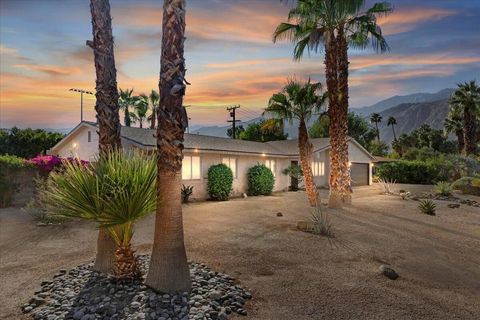 Photo of 2183 E Paseo Gracia, Palm Springs, CA 92262 (MLS # 219138799DA)