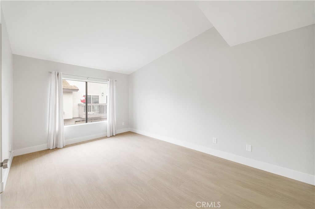 Ridge Townhomes Bren (RB) - Residential Lease