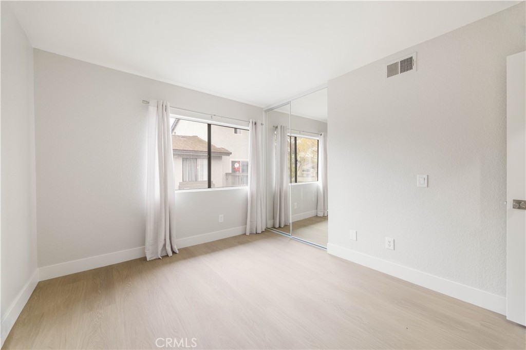 Ridge Townhomes Bren (RB) - Residential Lease