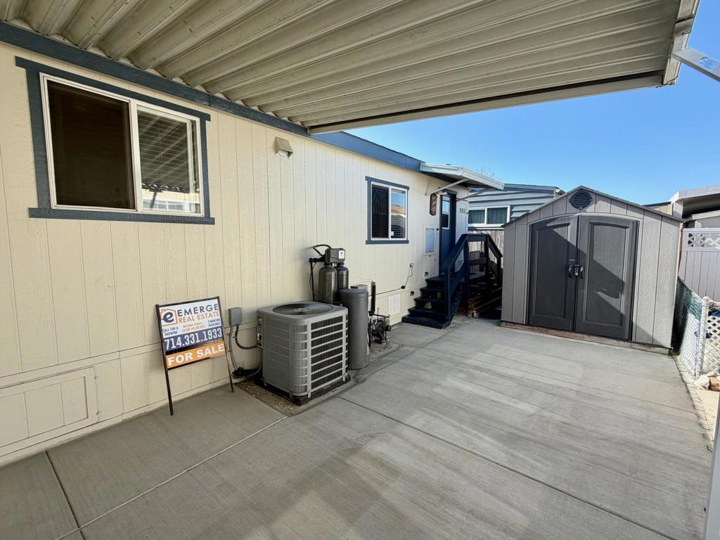 9080 Bloomfield Street 270