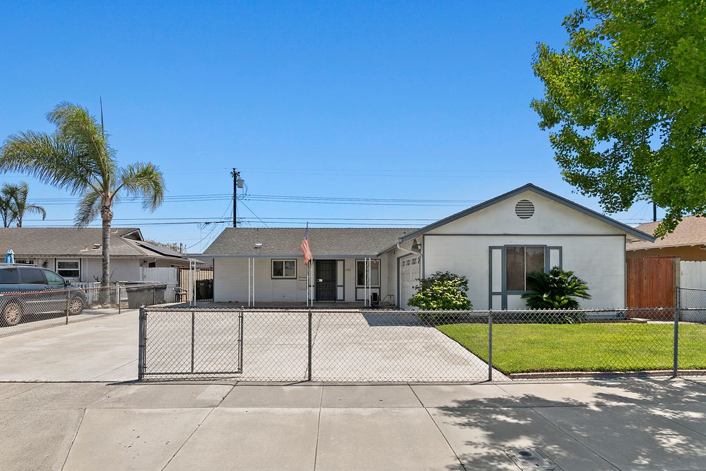 One of the lowest priced single family detached homes in Huntington Beach! Great potential for Investor or Do It Yourself buyers. Features extra wide driveway and covered front porch, newer dual pane windows, new flooring in primary bedroom, enclosed patio in backyard, avocado trees, close to freeways, beaches and shopping!