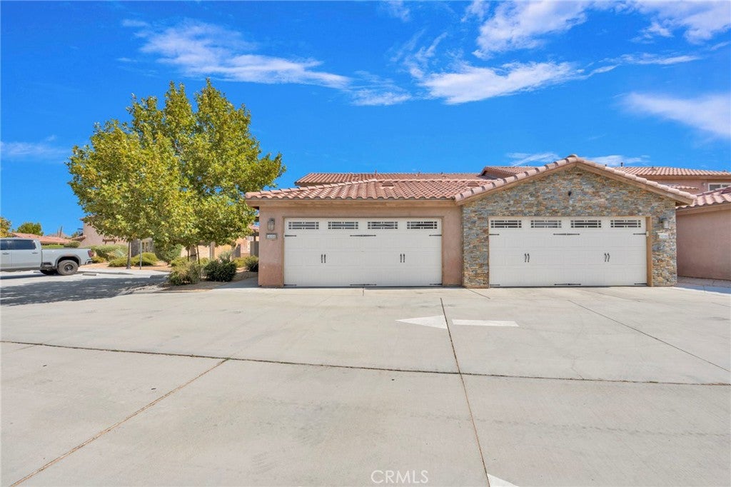 14104 Kiowa Road