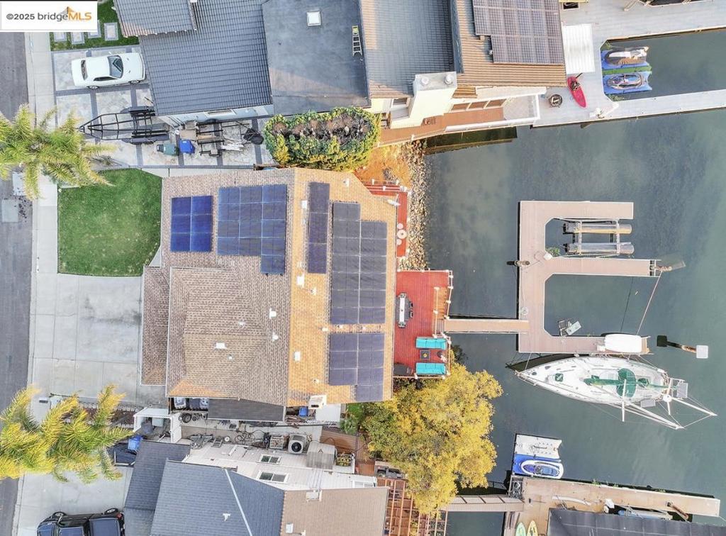 DELTA WATERFRONT ACCESS - Residential