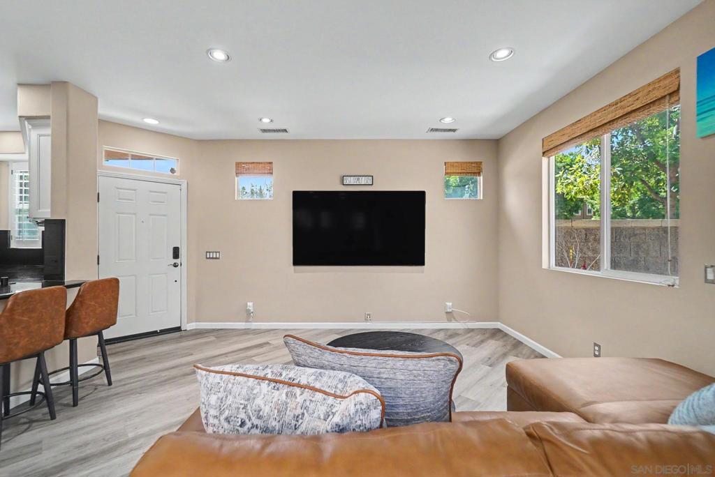 73 Westwind Dr, Tustin CA 92782 - Photo 8