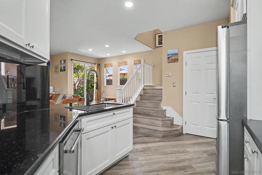 73 Westwind Dr, Tustin CA 92782 - Photo 17