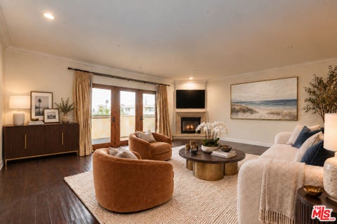 Photo of 11863 Darlington Avenue #201, Los Angeles, CA 90049 (MLS # 26105360)