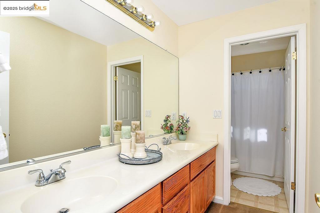 OAKLEY - Residential