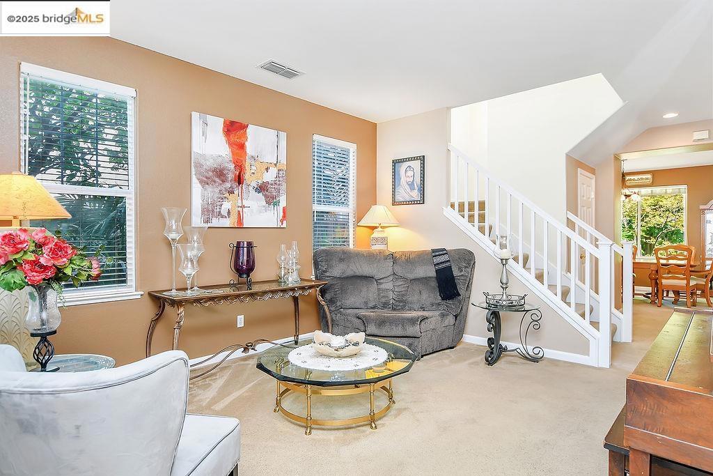 OAKLEY - Residential