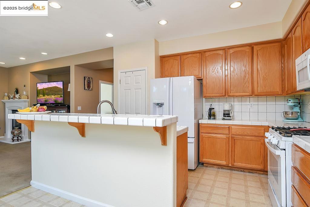 OAKLEY - Residential