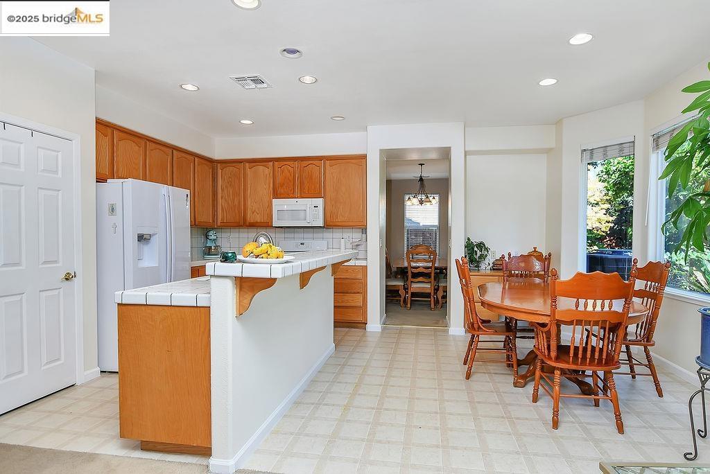 OAKLEY - Residential