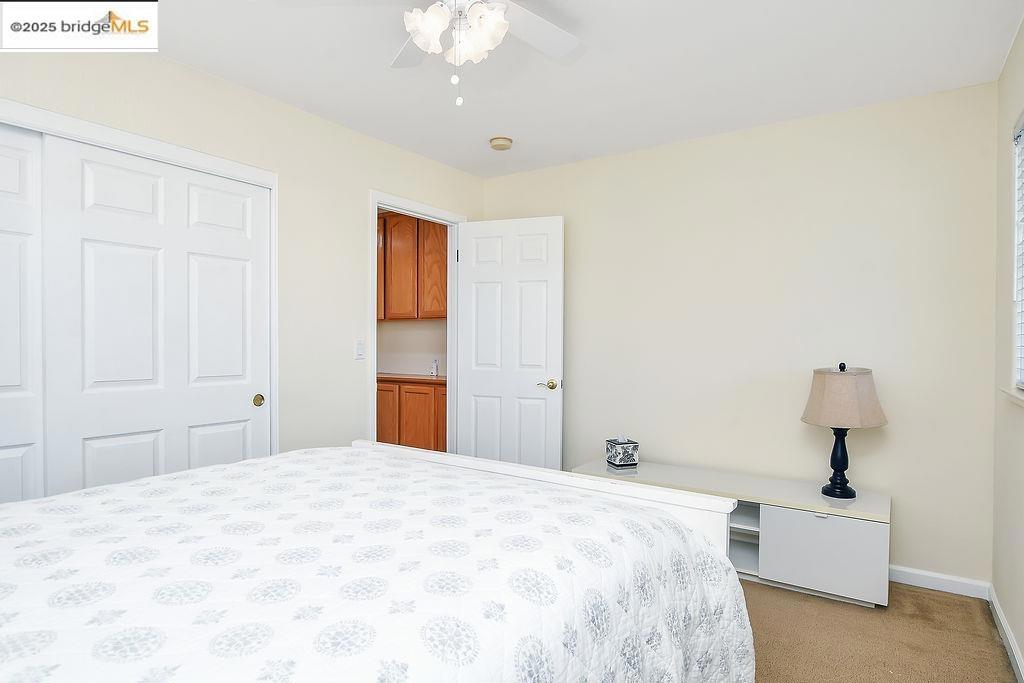 OAKLEY - Residential