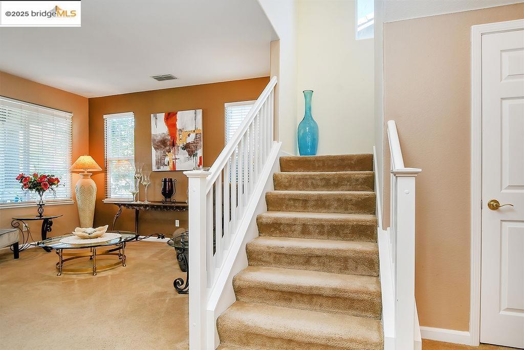 OAKLEY - Residential