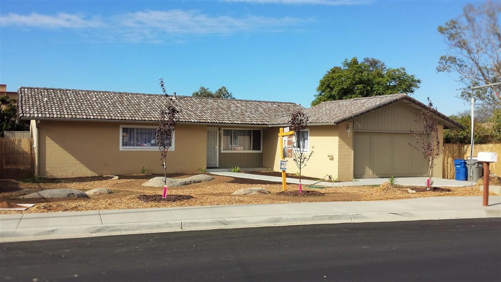 Completely remodeled home, 3 bedroom 2 bath, 3 minutes away from the FWY. Property has been landscaped for low water usage to save money and time. Must see!!! Neighborhoods: Santee Equipment: Garage Door Opener, Range/Oven, Shed(s) Other Fees: 0 Sewer: Sewer Connected Topography: LL
