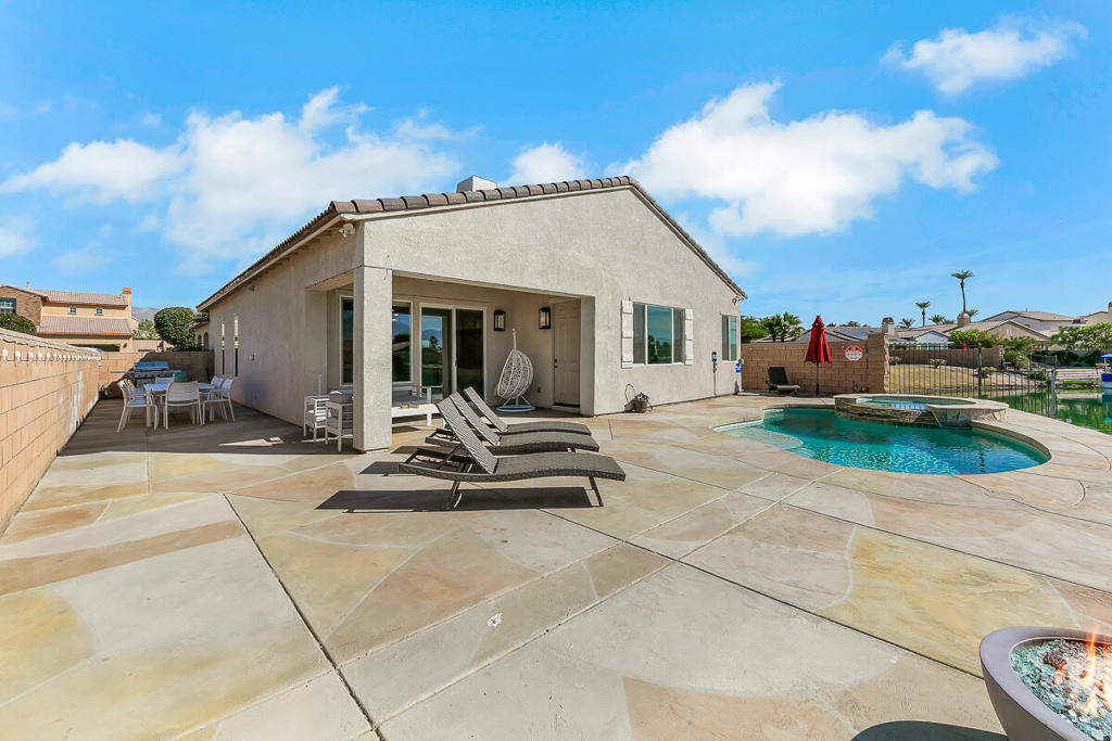 Terra Lago - Residential