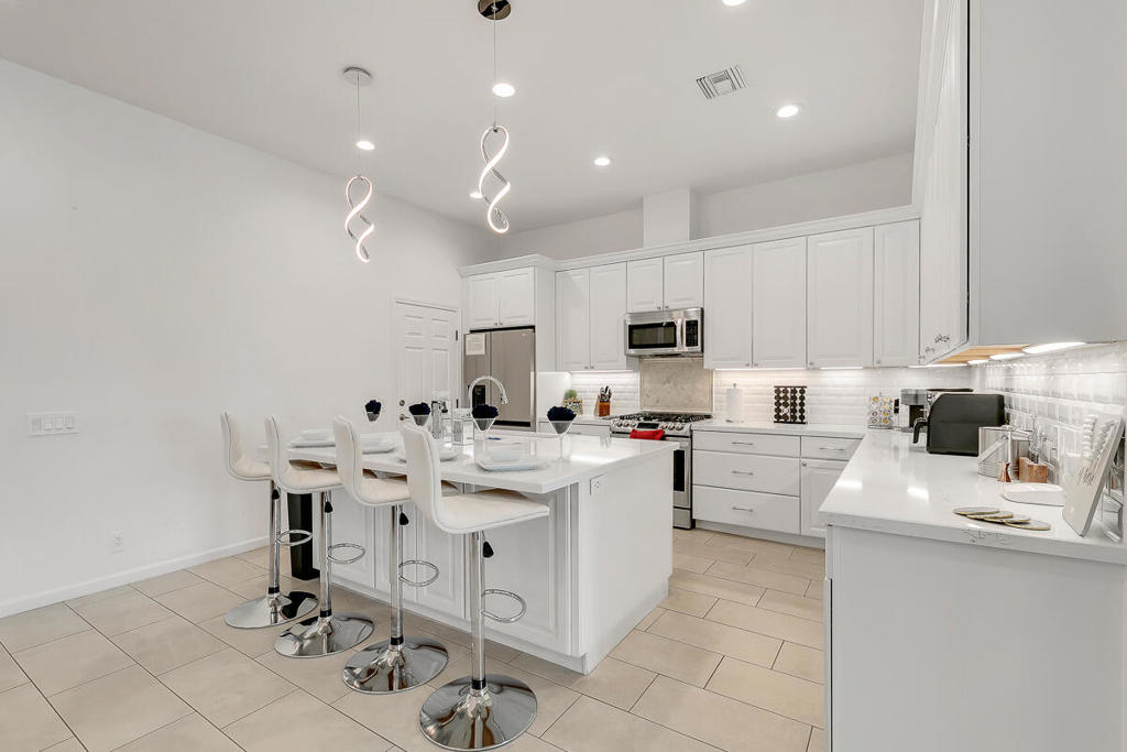 Terra Lago - Residential