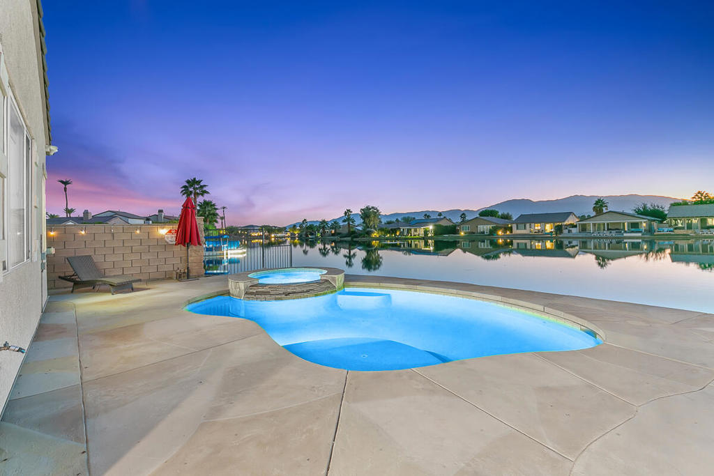 Terra Lago - Residential