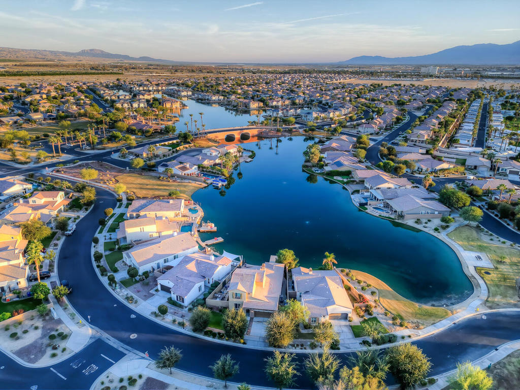 Terra Lago - Residential