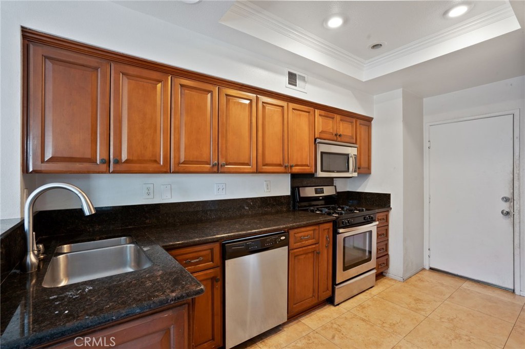 2 Carlsbad Lane
