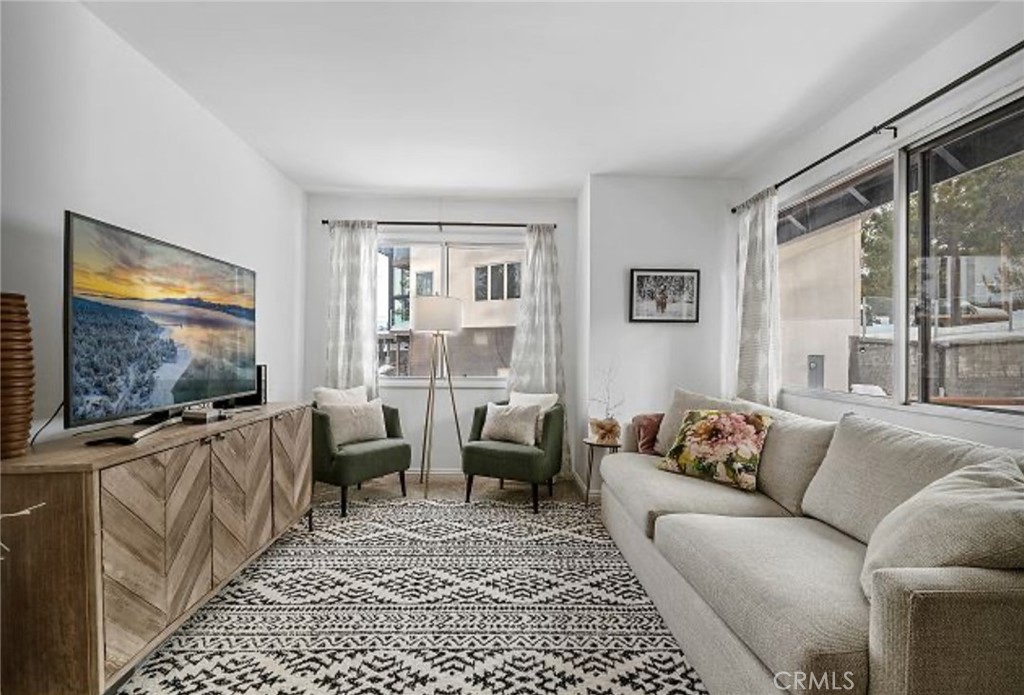 Properties 4 805 Cove Drive