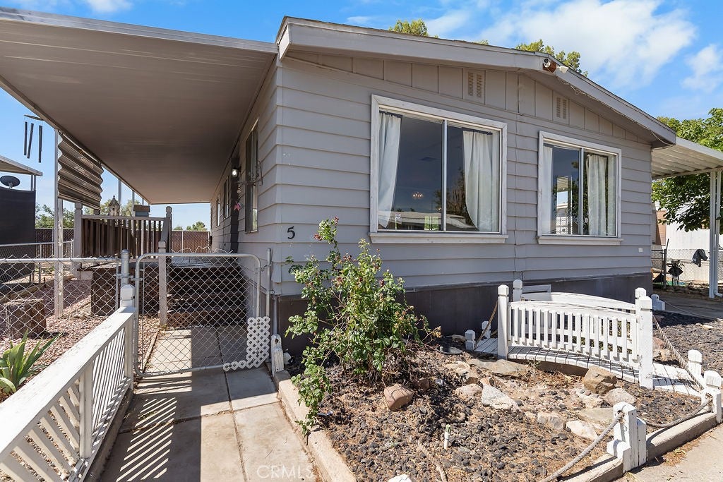 18772 Bellflower Street 5