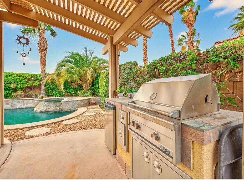 78279 Calico Glen Drive
