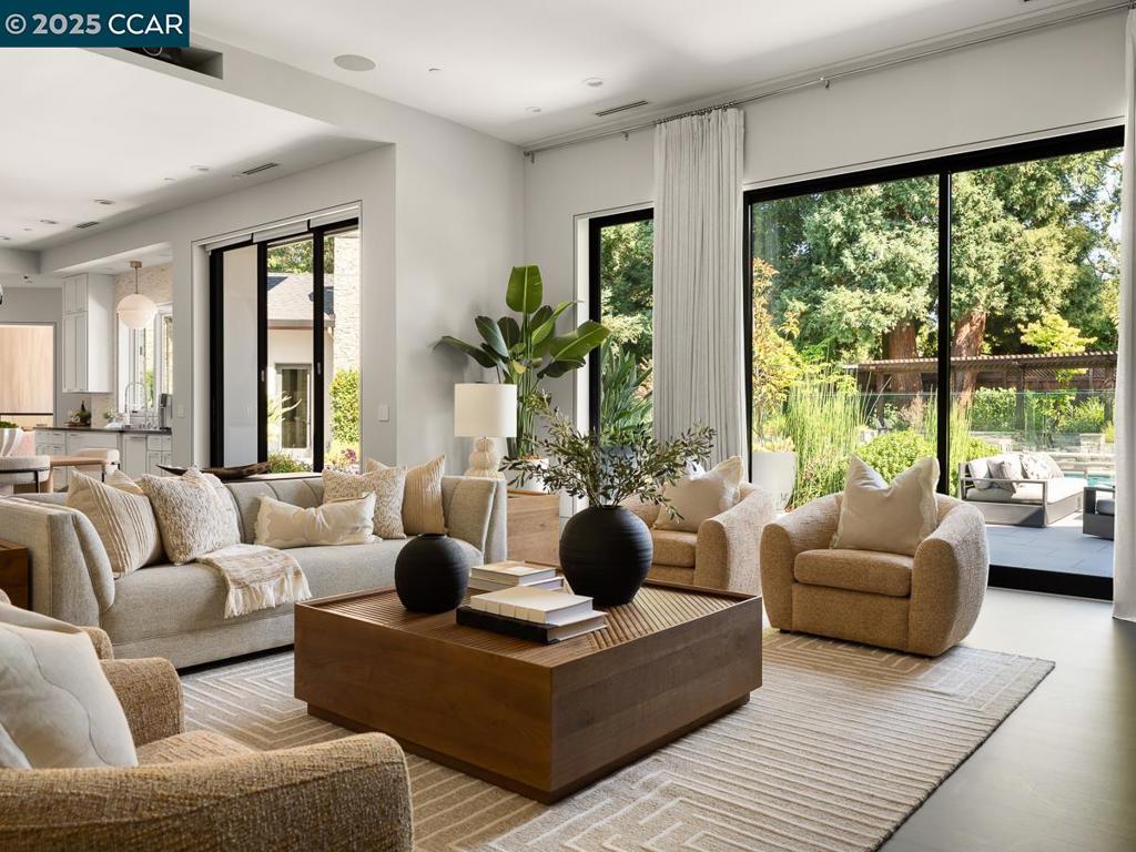 ALAMO WESTSIDE - Residential