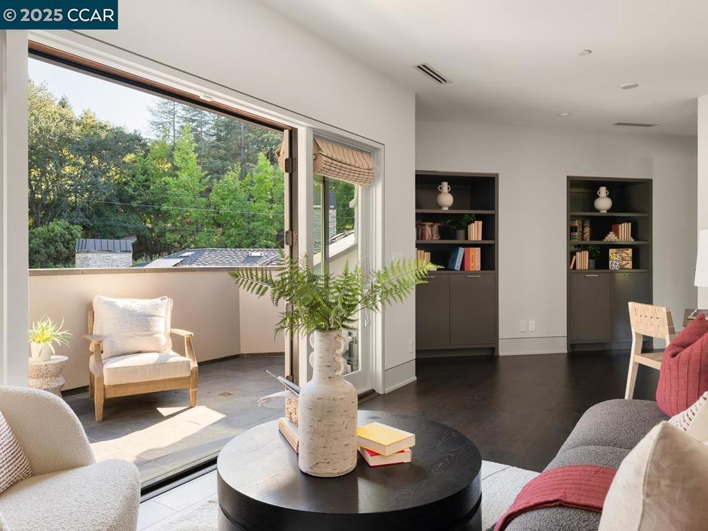 ALAMO WESTSIDE - Residential