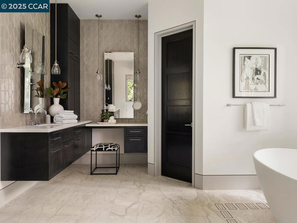 ALAMO WESTSIDE - Residential