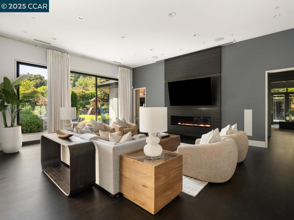 ALAMO WESTSIDE - Residential