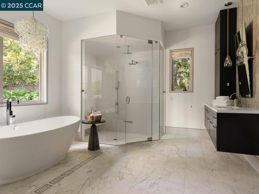 ALAMO WESTSIDE - Residential