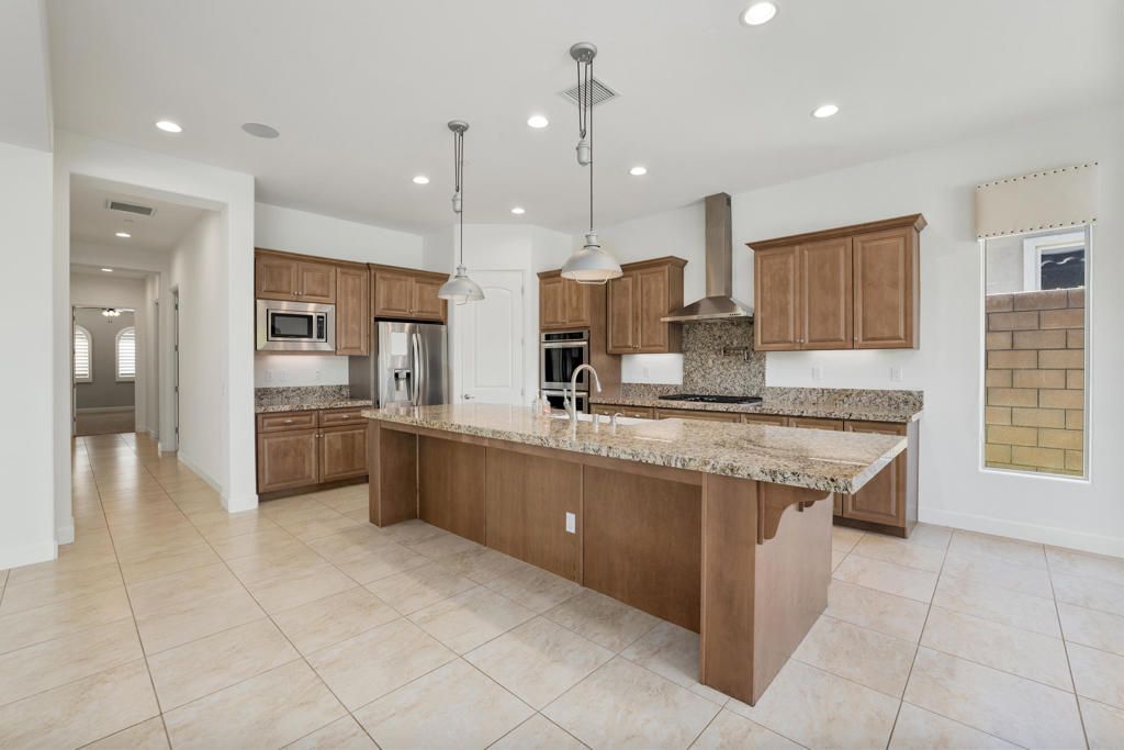 Photo of 74114 Cosmopolitan Lane, Palm Desert, CA 92211 (MLS # 219146530DA)