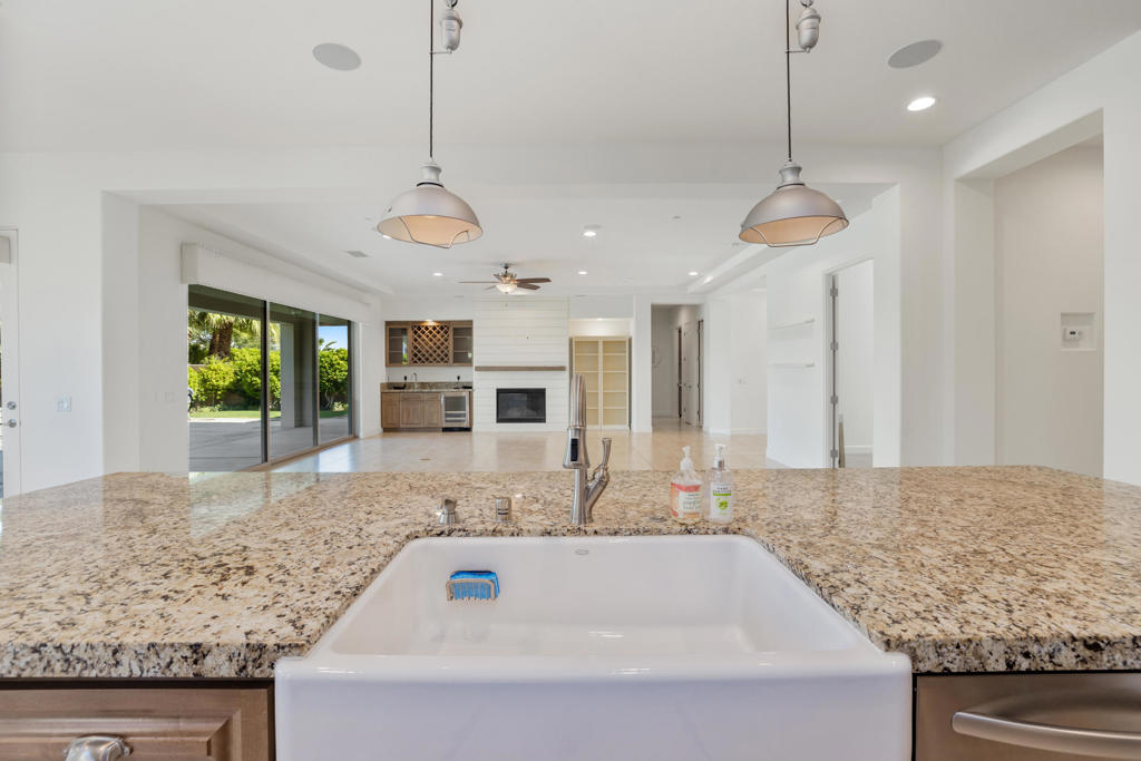 74114 Cosmopolitan Lane